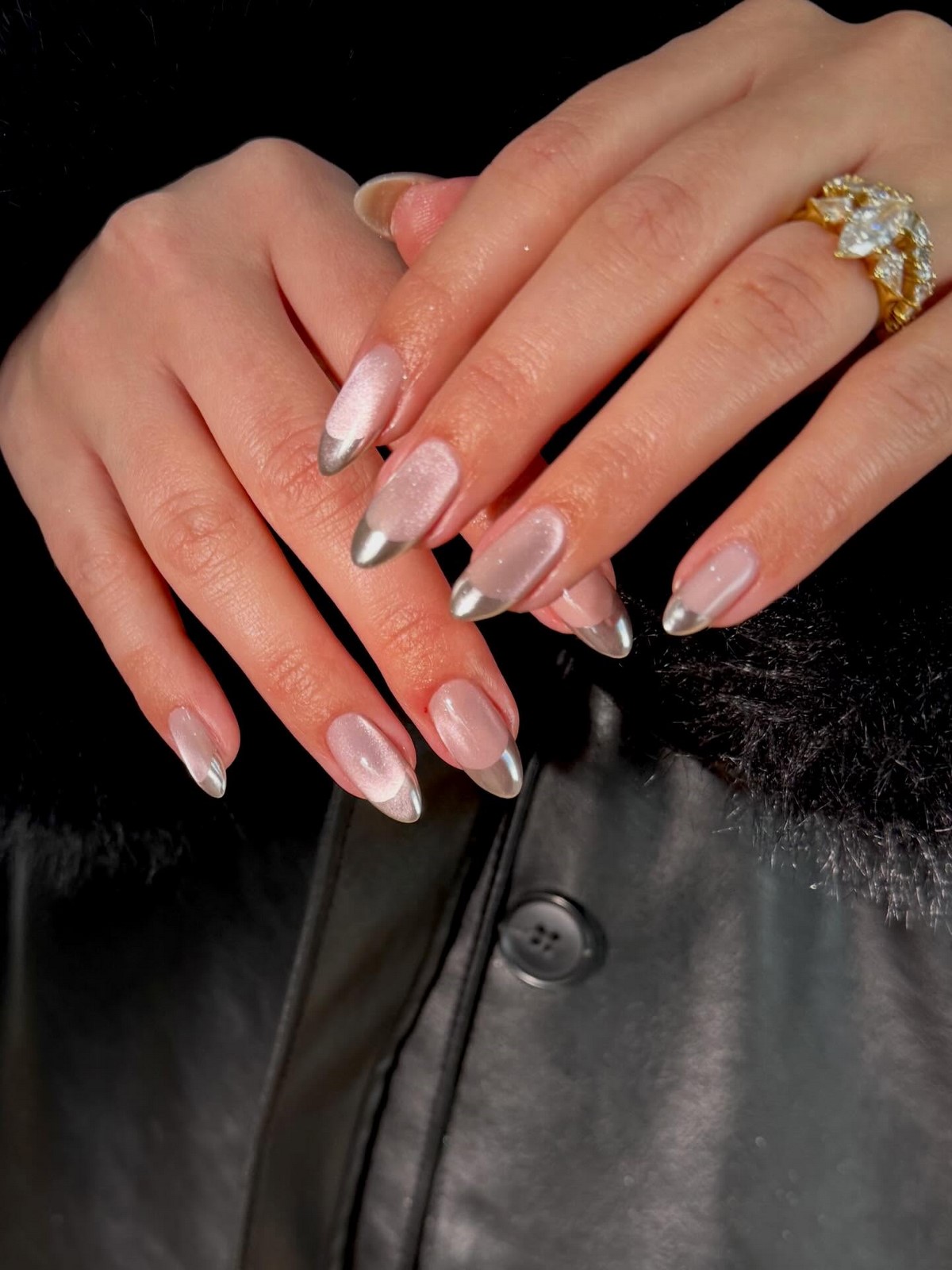 Маникюр на май 2026: оттенки, которые уже меняют тренды