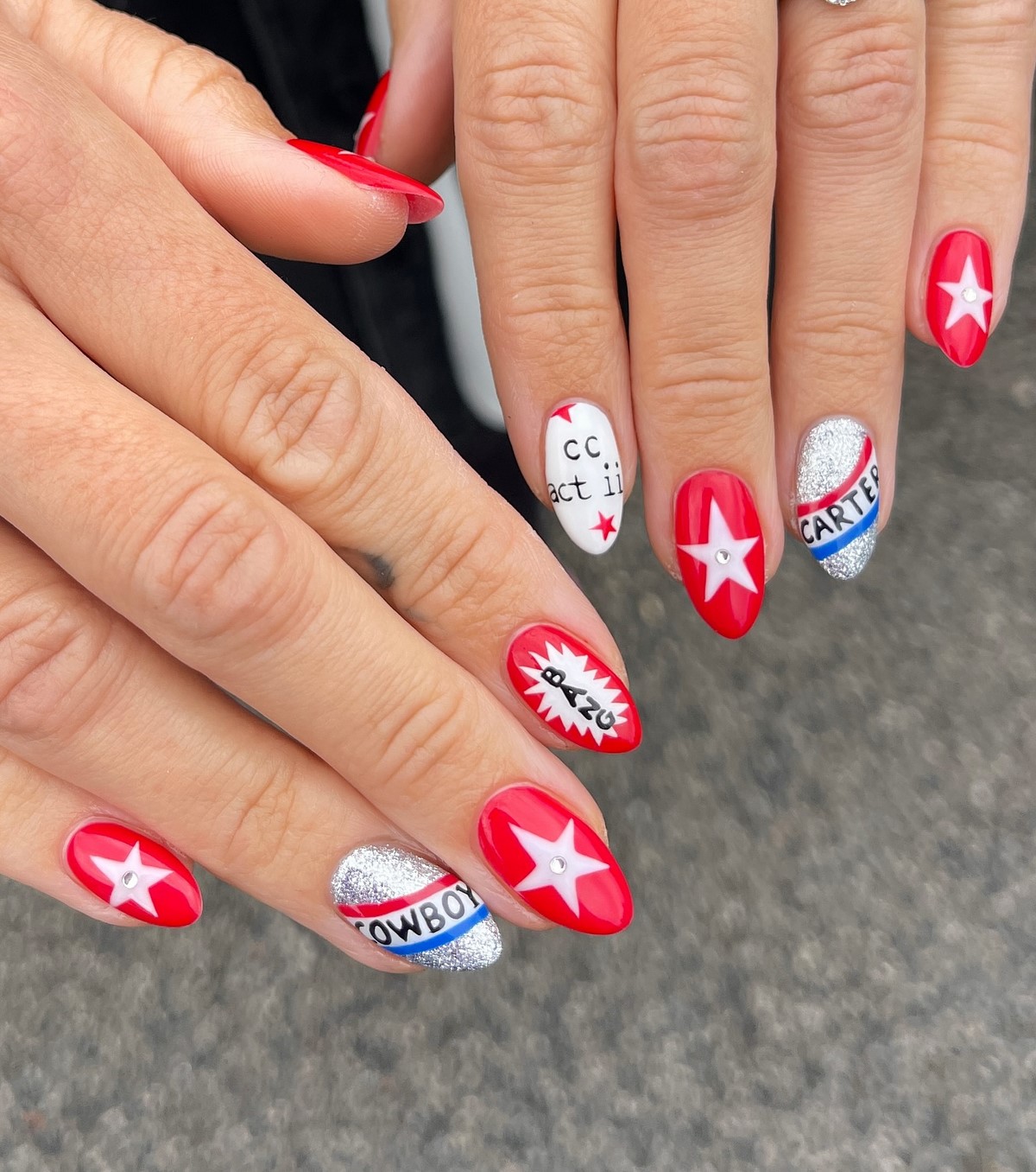 Дофаминовый маникюр весной 2026: взрыв цвета на ваших ногтях