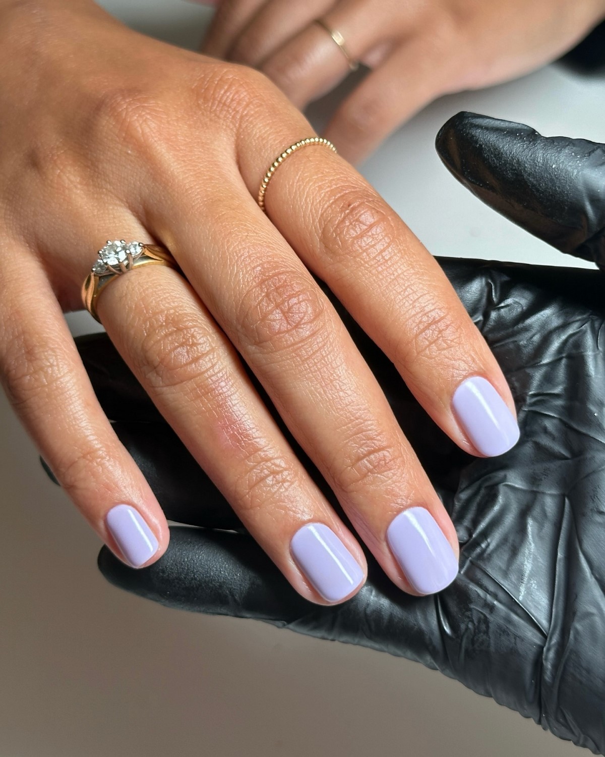 Голубой маникюр весна 2026: самый заметный тренд сезона