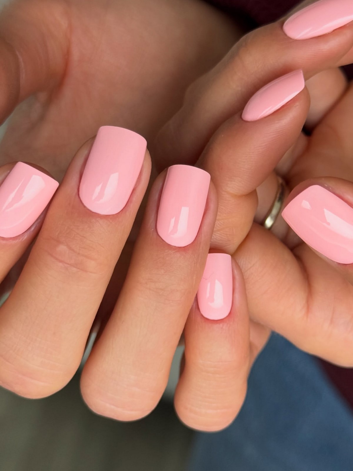 Короткие ногти на апрель: дорогие и аккуратные цвета