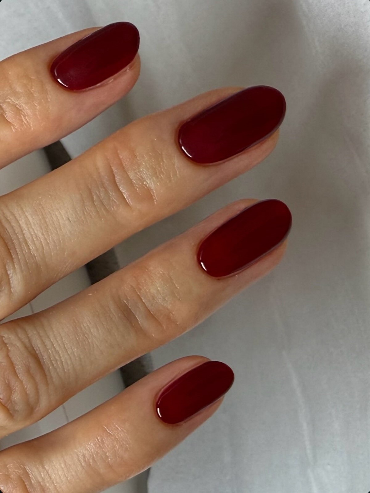 Маникюр без дизайна: главный признак дорогого образа