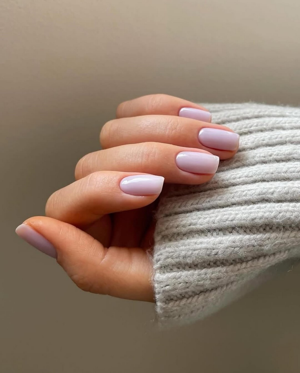 Маникюр без дизайна: главный признак дорогого образа