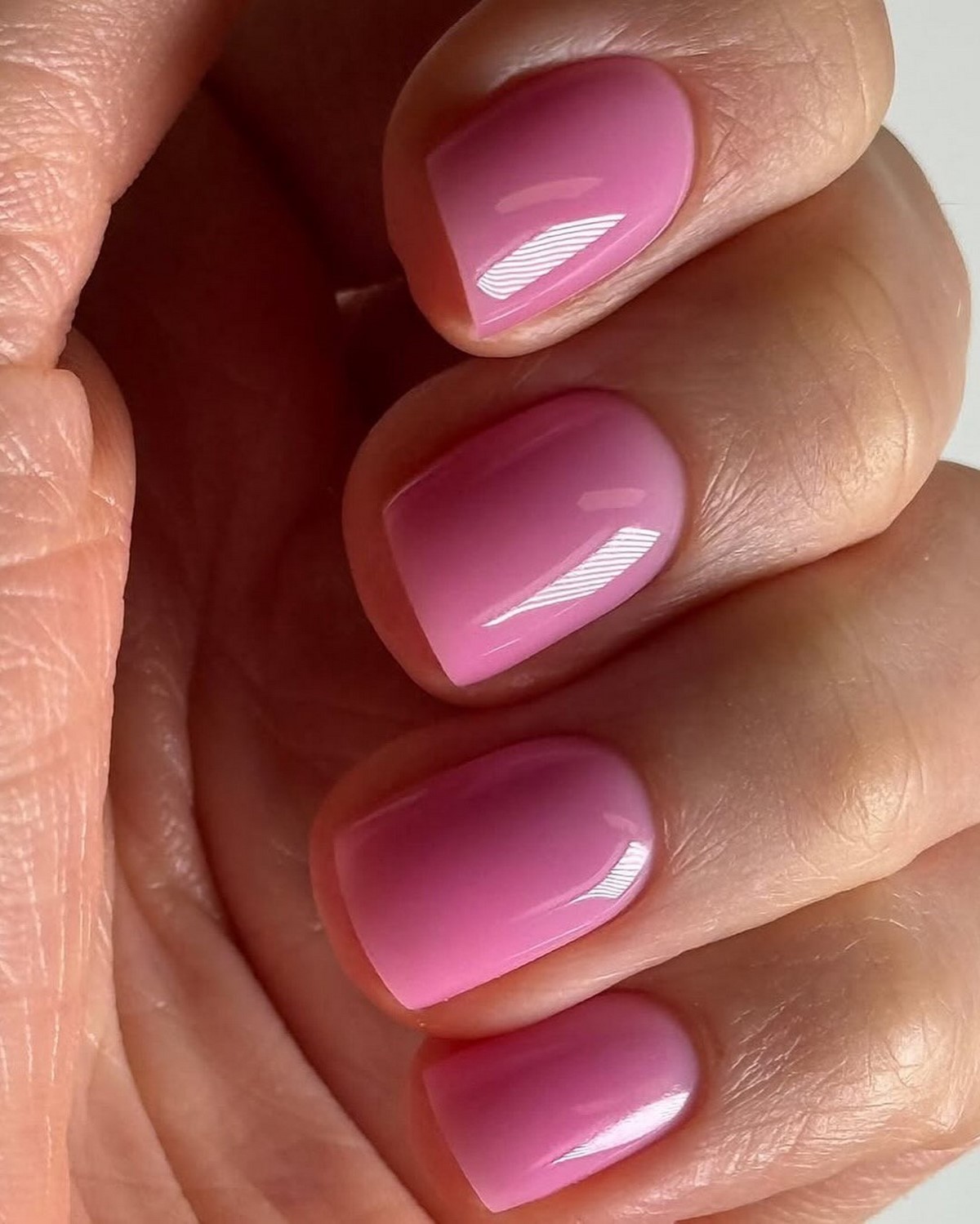 Маникюр без дизайна: главный признак дорогого образа