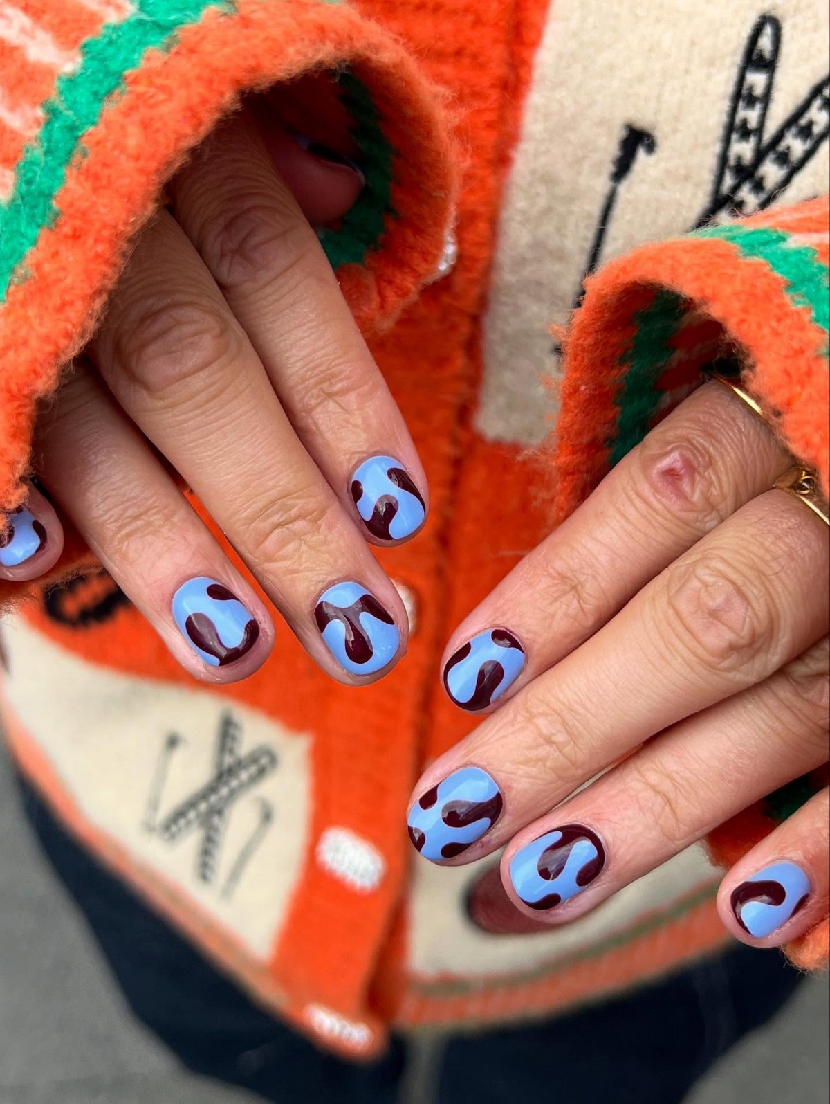 Маникюр на короткие ногти: новые формы апреля, которые меняют все