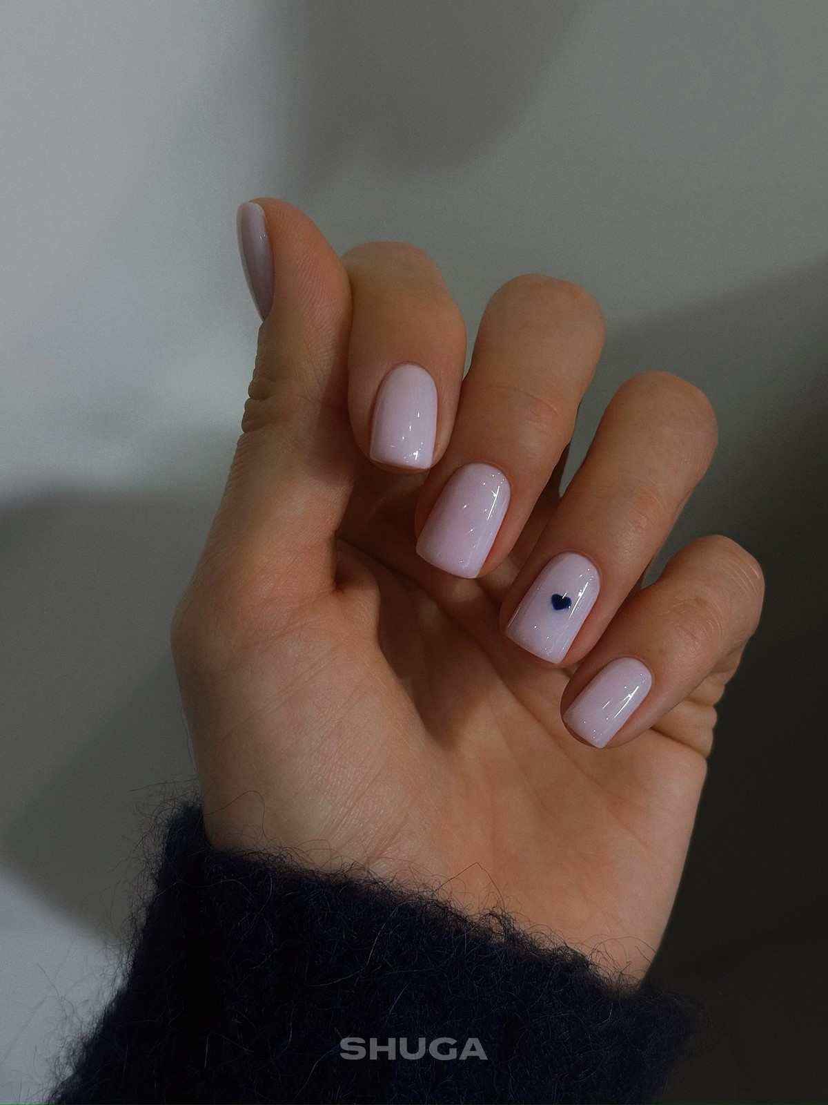 Маникюр на короткие ногти: новые формы апреля, которые меняют все