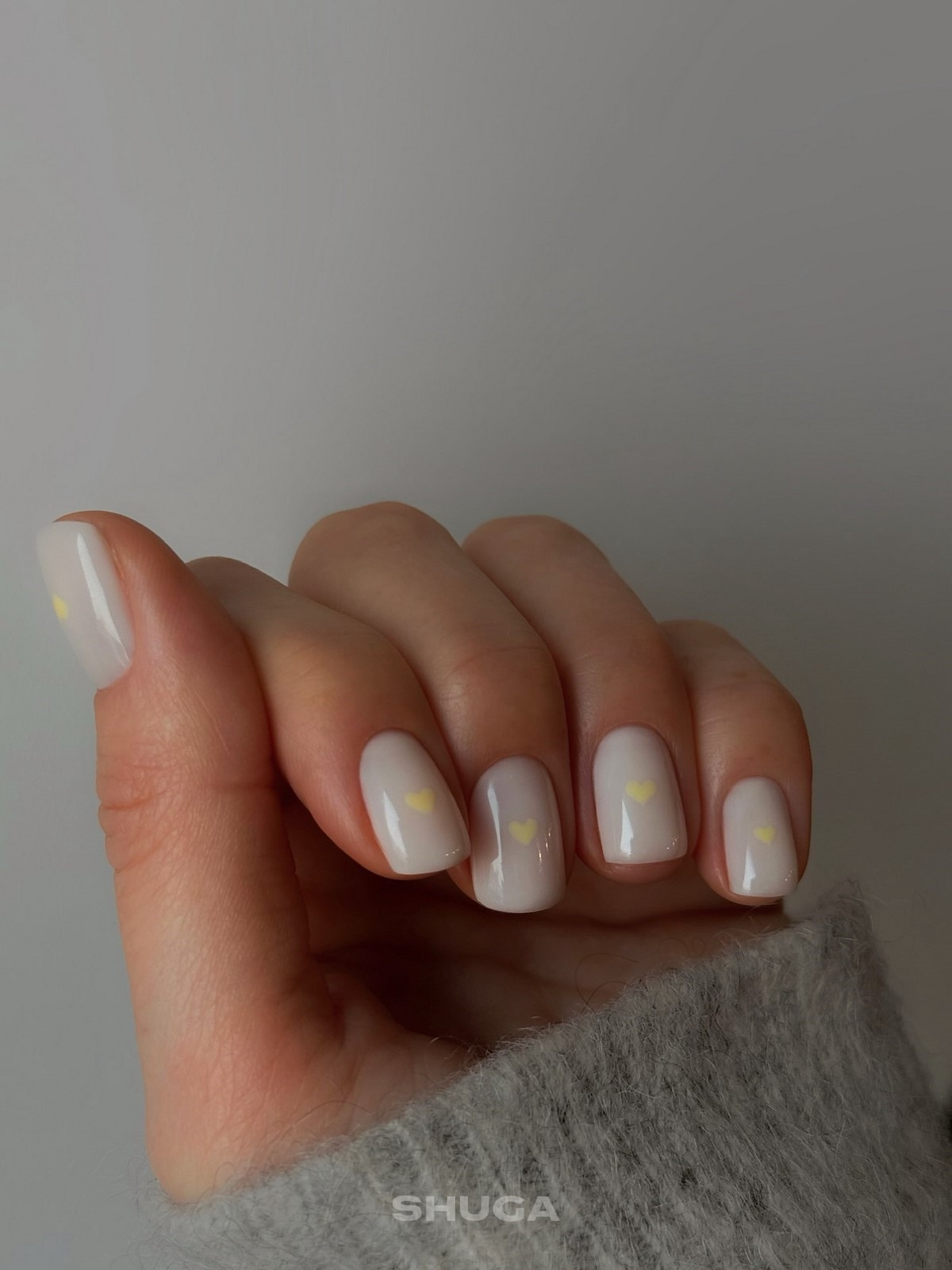 Маникюр на короткие ногти: новые формы апреля, которые меняют все