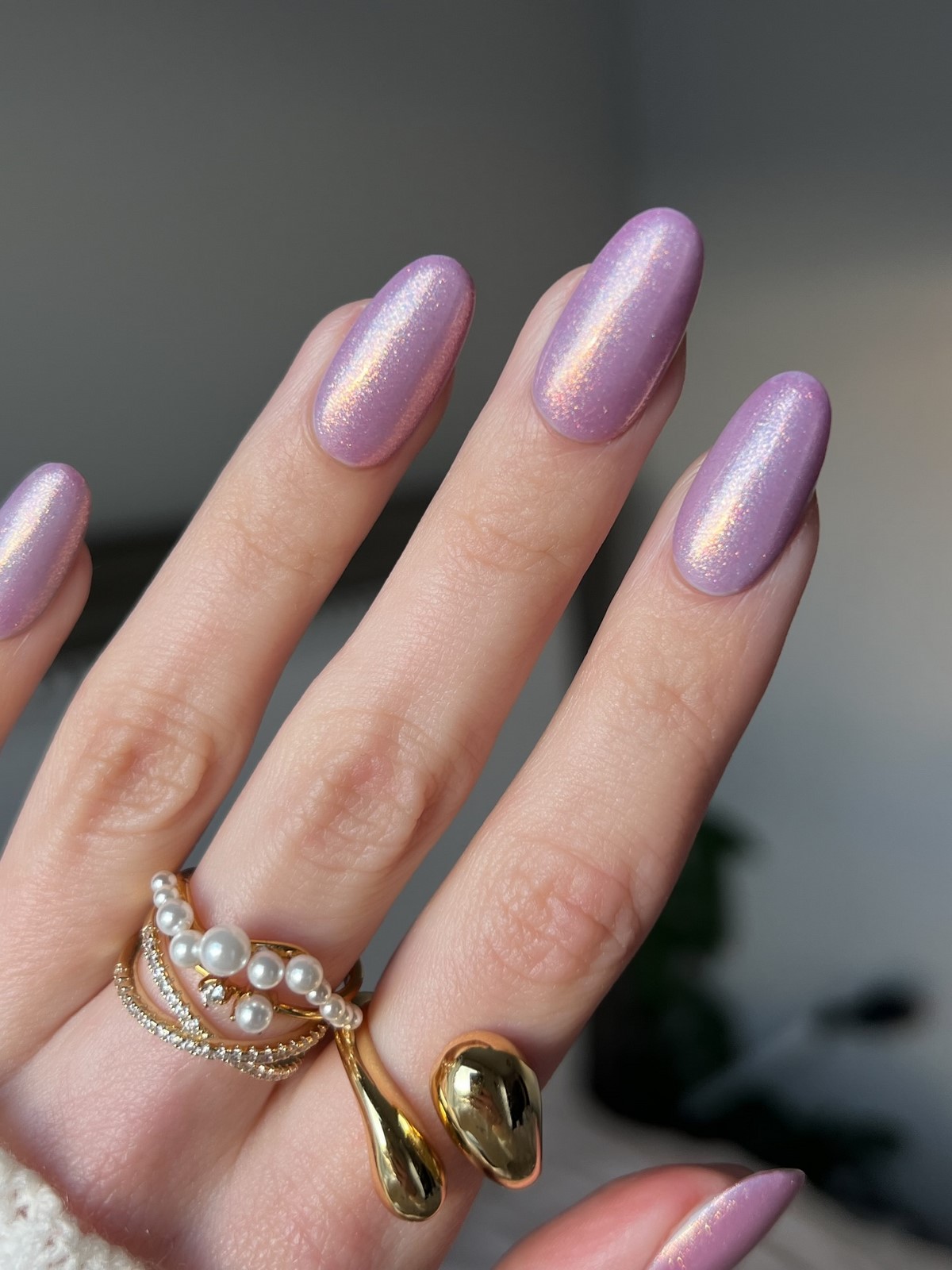 Ледяной маникюр: самый изысканный тренд этой весны