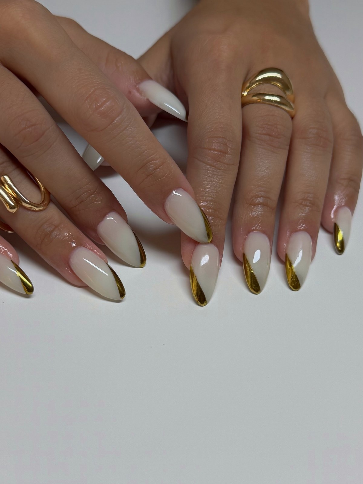 Ледяной маникюр: самый изысканный тренд этой весны