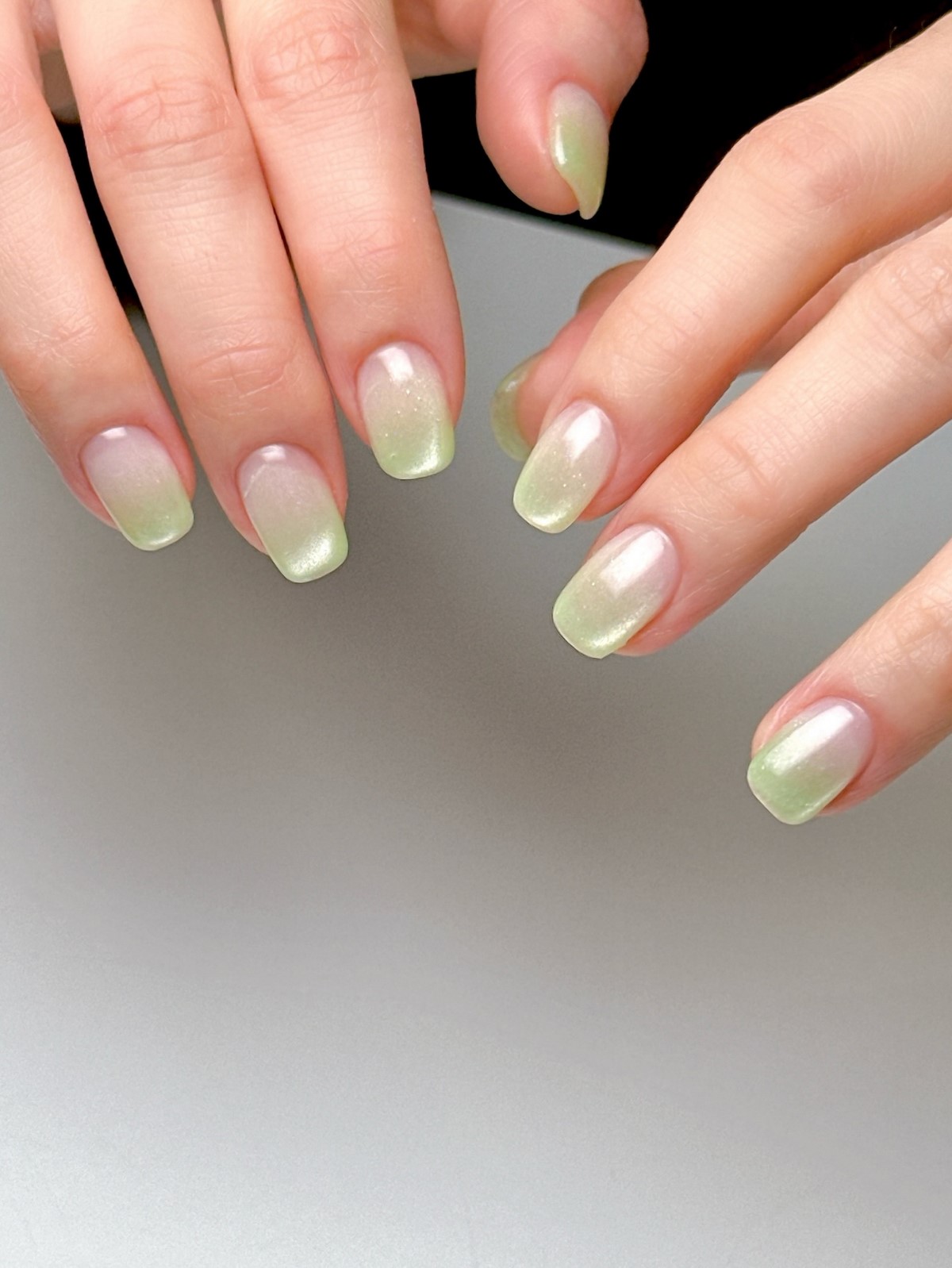 Ледяной маникюр: самый изысканный тренд этой весны