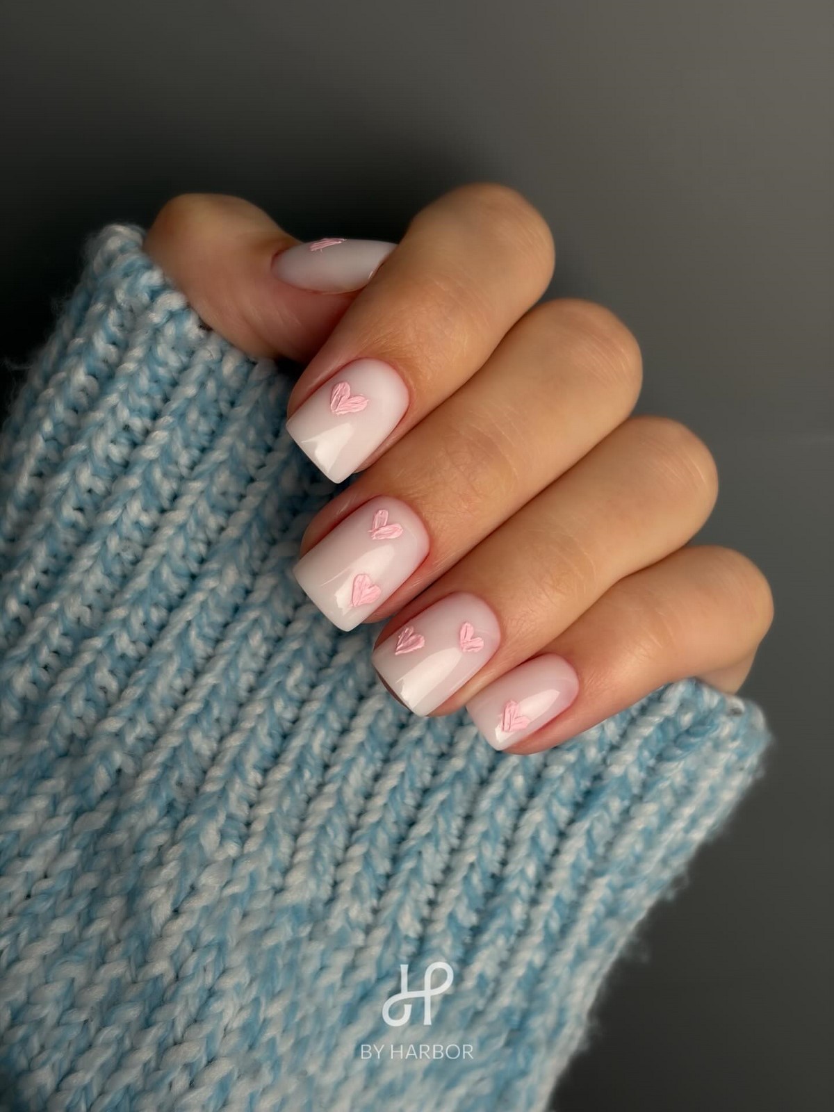 Ледяной маникюр: самый изысканный тренд этой весны