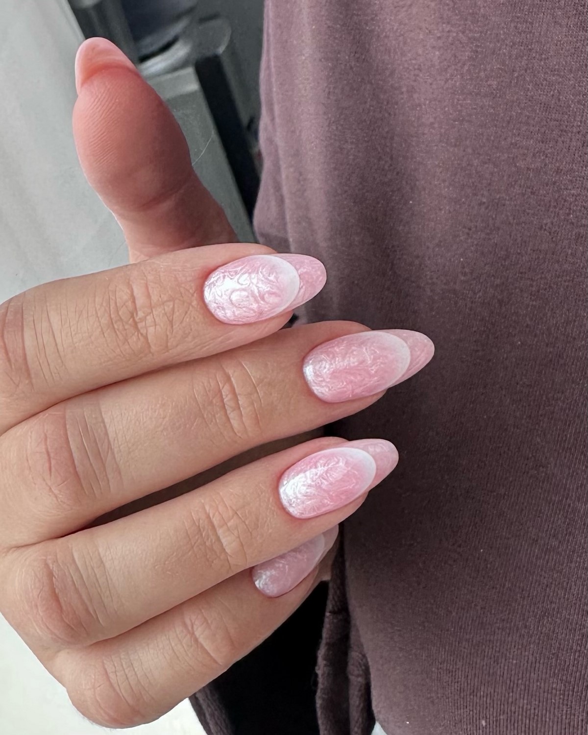 Ледяной маникюр: самый изысканный тренд этой весны