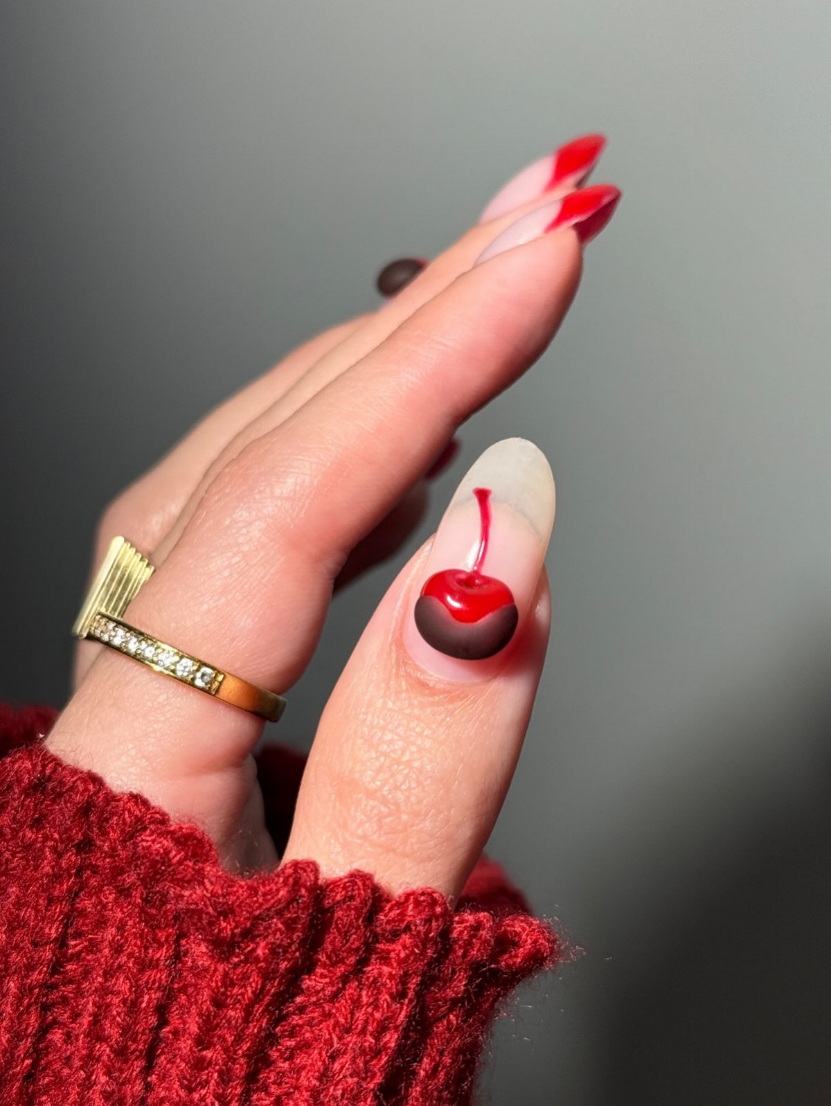 Желейный маникюр: секрет прозрачности, которая стоит дорого