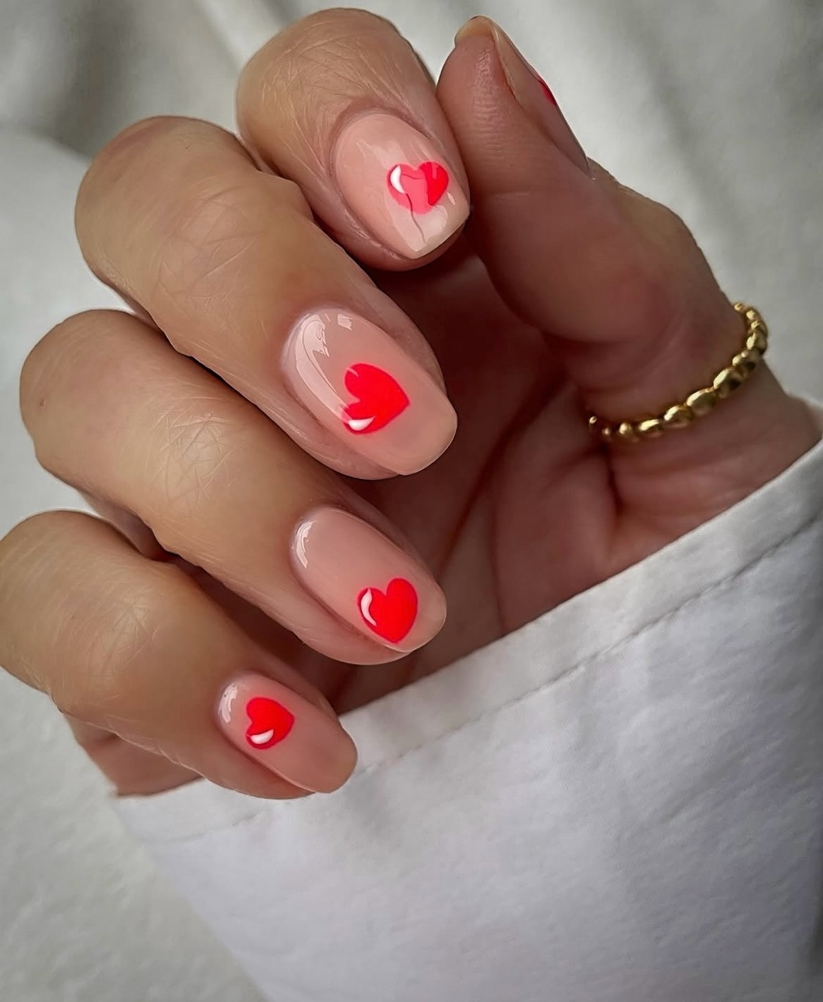 Желейный маникюр: секрет прозрачности, которая стоит дорого