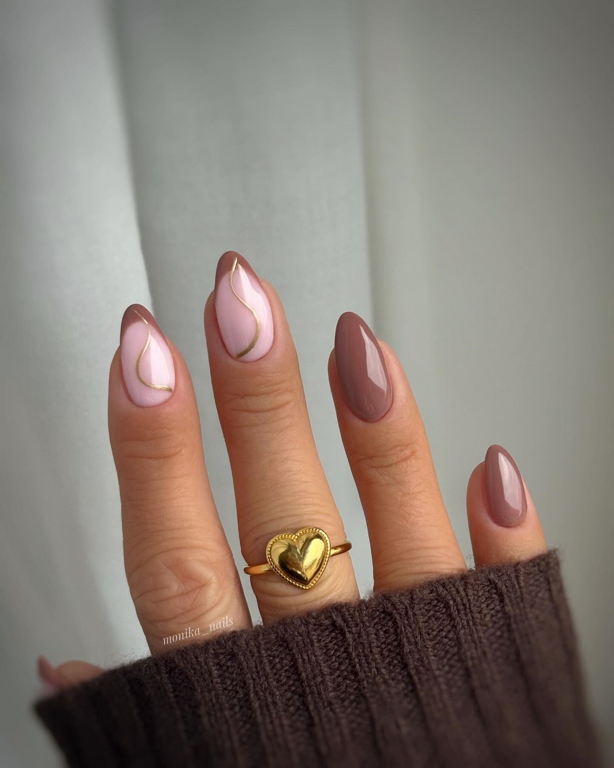 Маникюр с тонкой линией: минималистичный тренд весны 2026