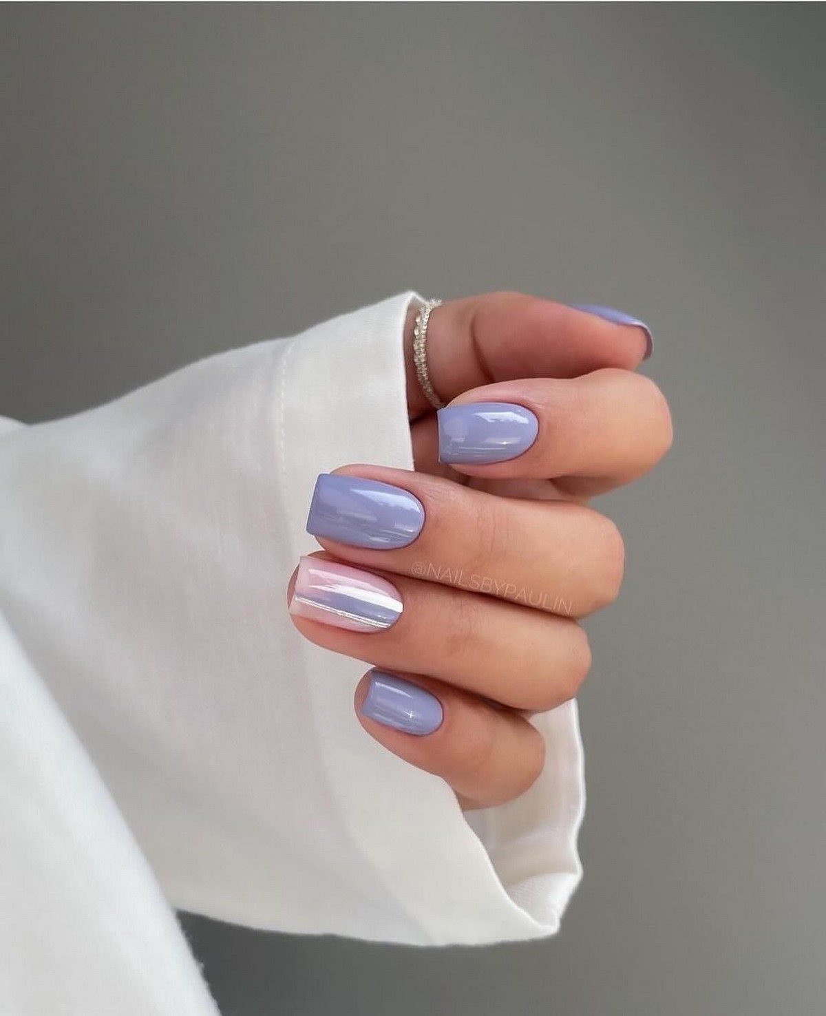 Маникюр с влажным эффектом: сияние, которое притягивает взгляд