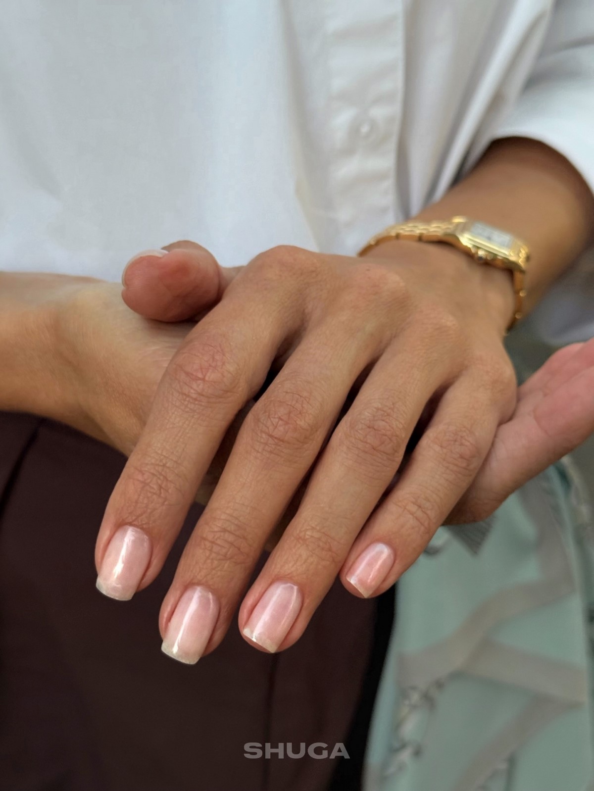 Маникюр в нежных тонах: оттенки, которые освежают руки