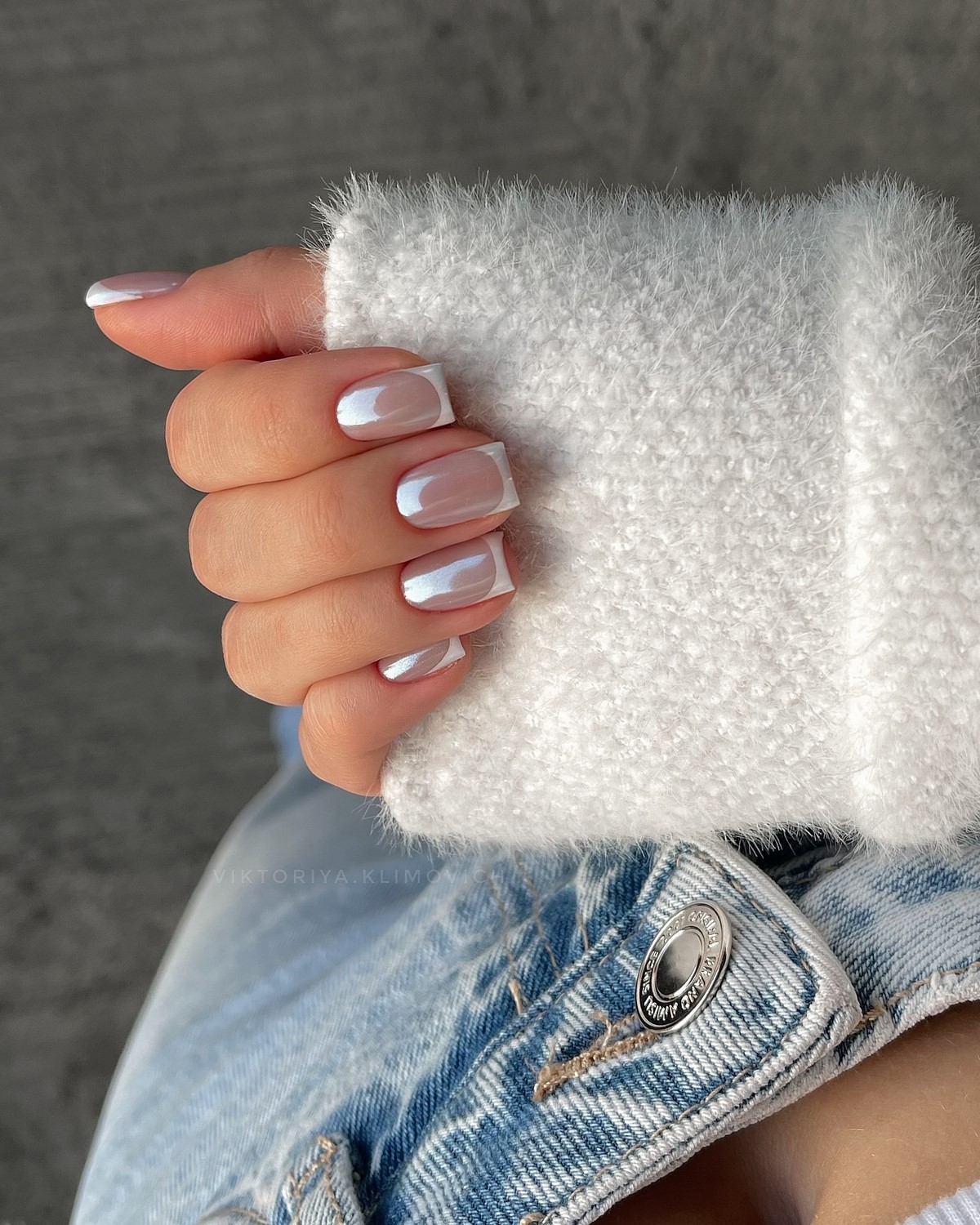 Нежный френч на короткие ногти: минимализм, который выглядит дорого