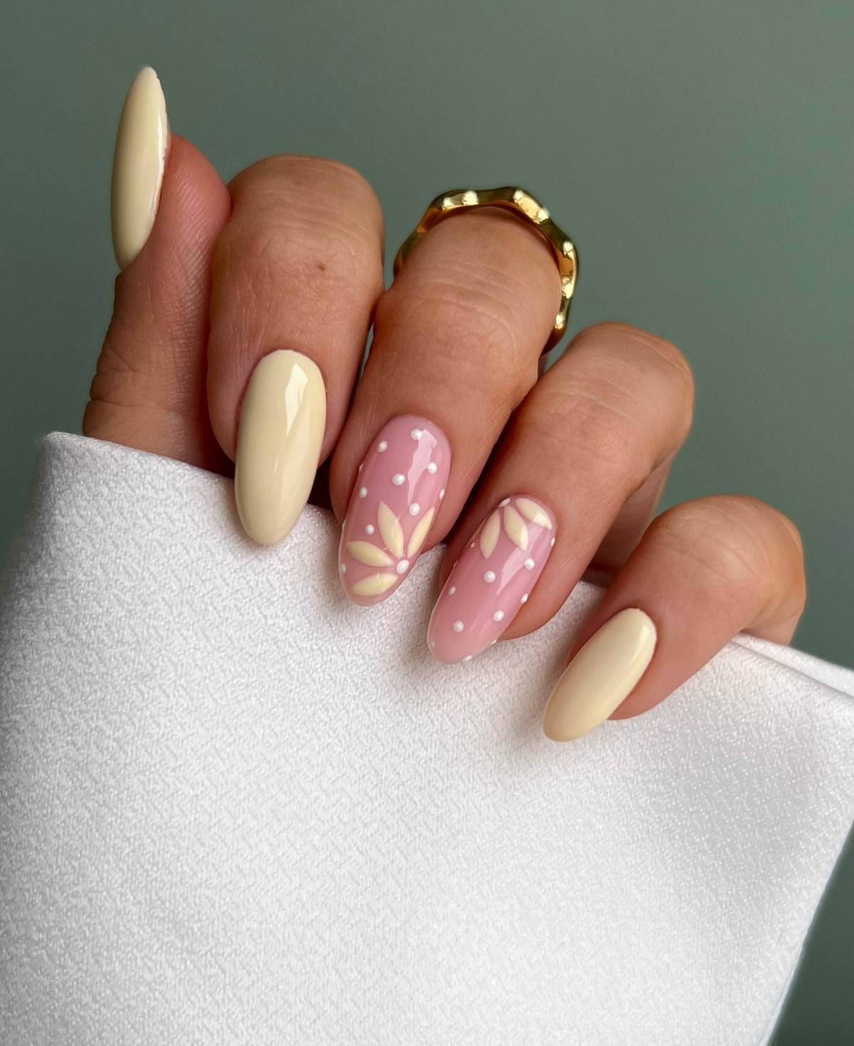 Пастельный маникюр весна 2026: идеи, которые влюбляют с первого взгляда