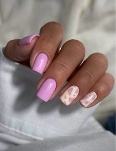 Маникюр на май 2026: какие оттенки и покрытия выглядят по-новому