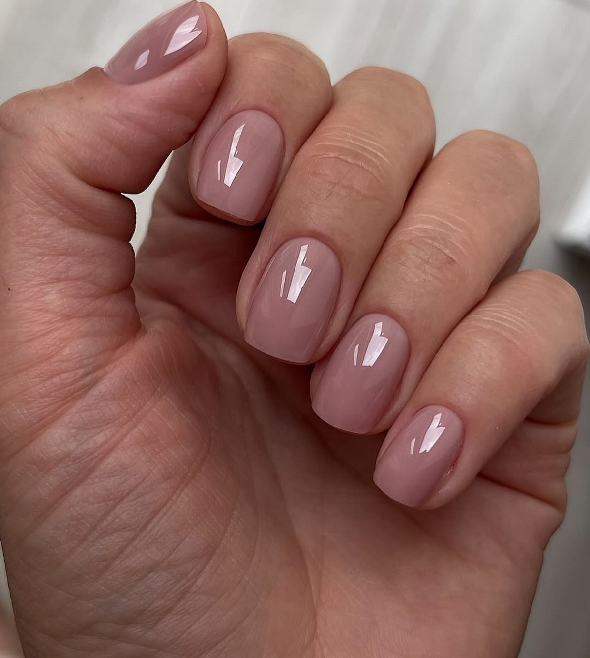 Маникюр без дизайна, который выглядит дороже любых сложных идей