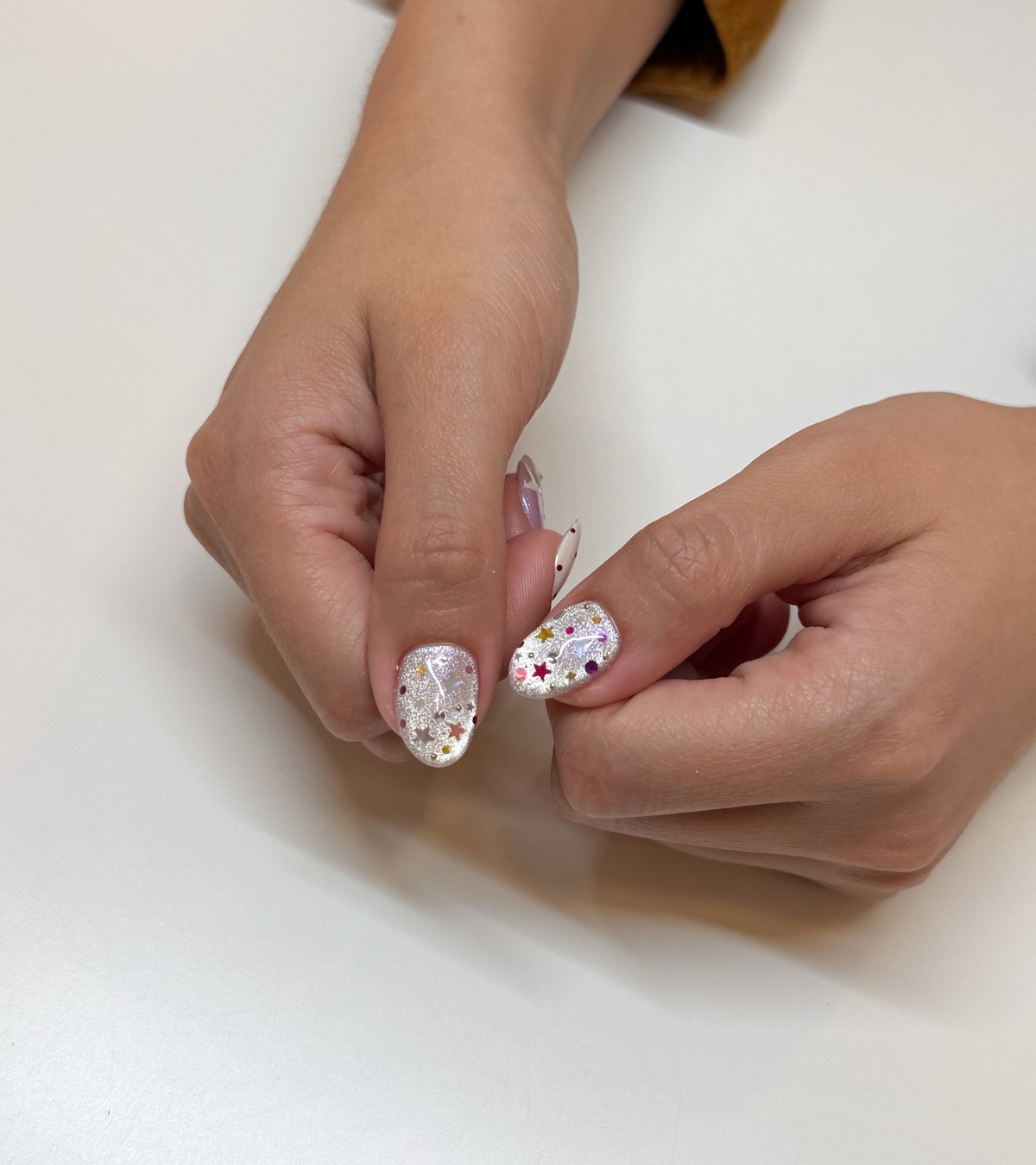 Бархатный маникюр 2026: перелив на ногтях без резкого контраста