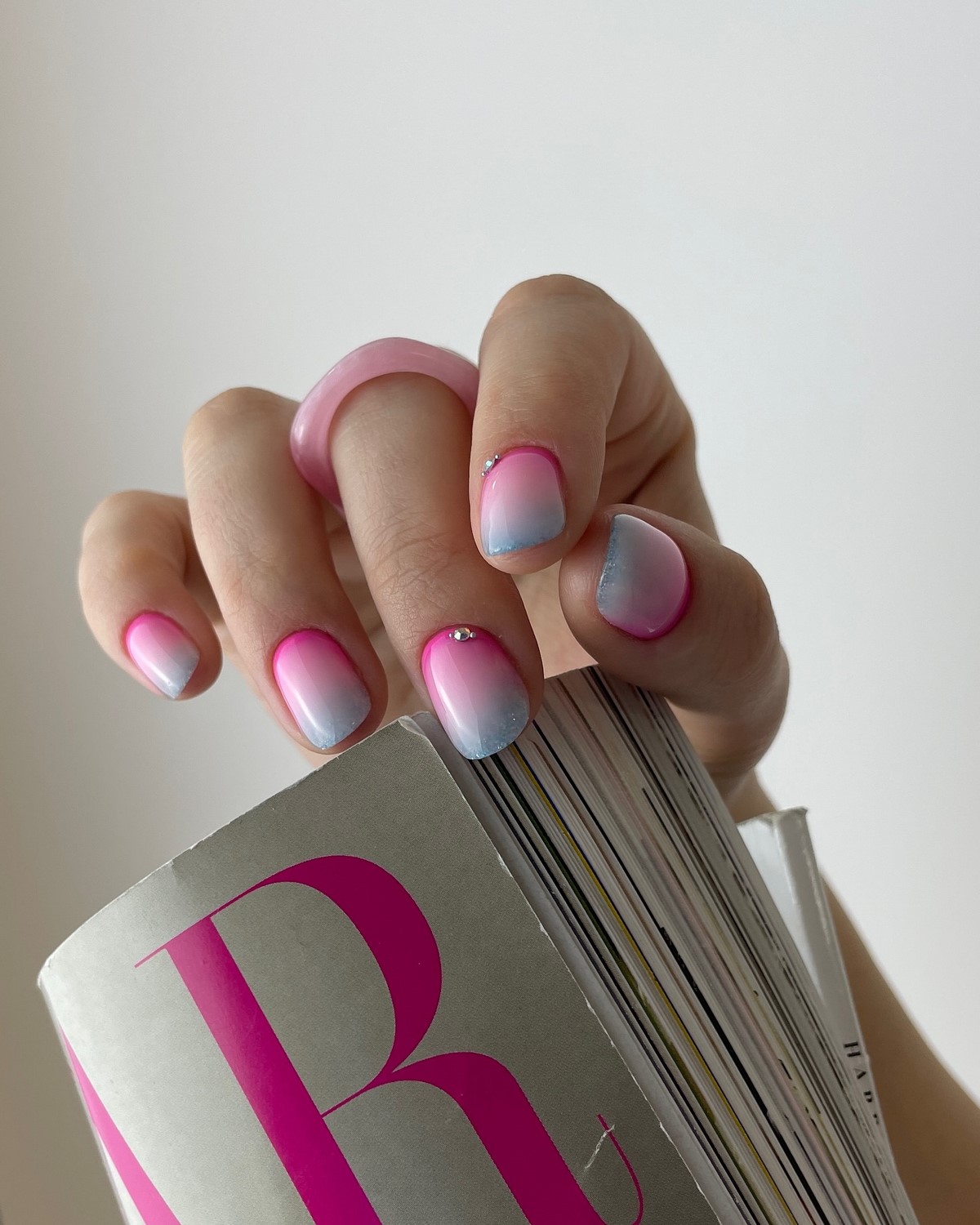 Маникюр 2026: ошибки, из-за которых руки выглядят неухоженно