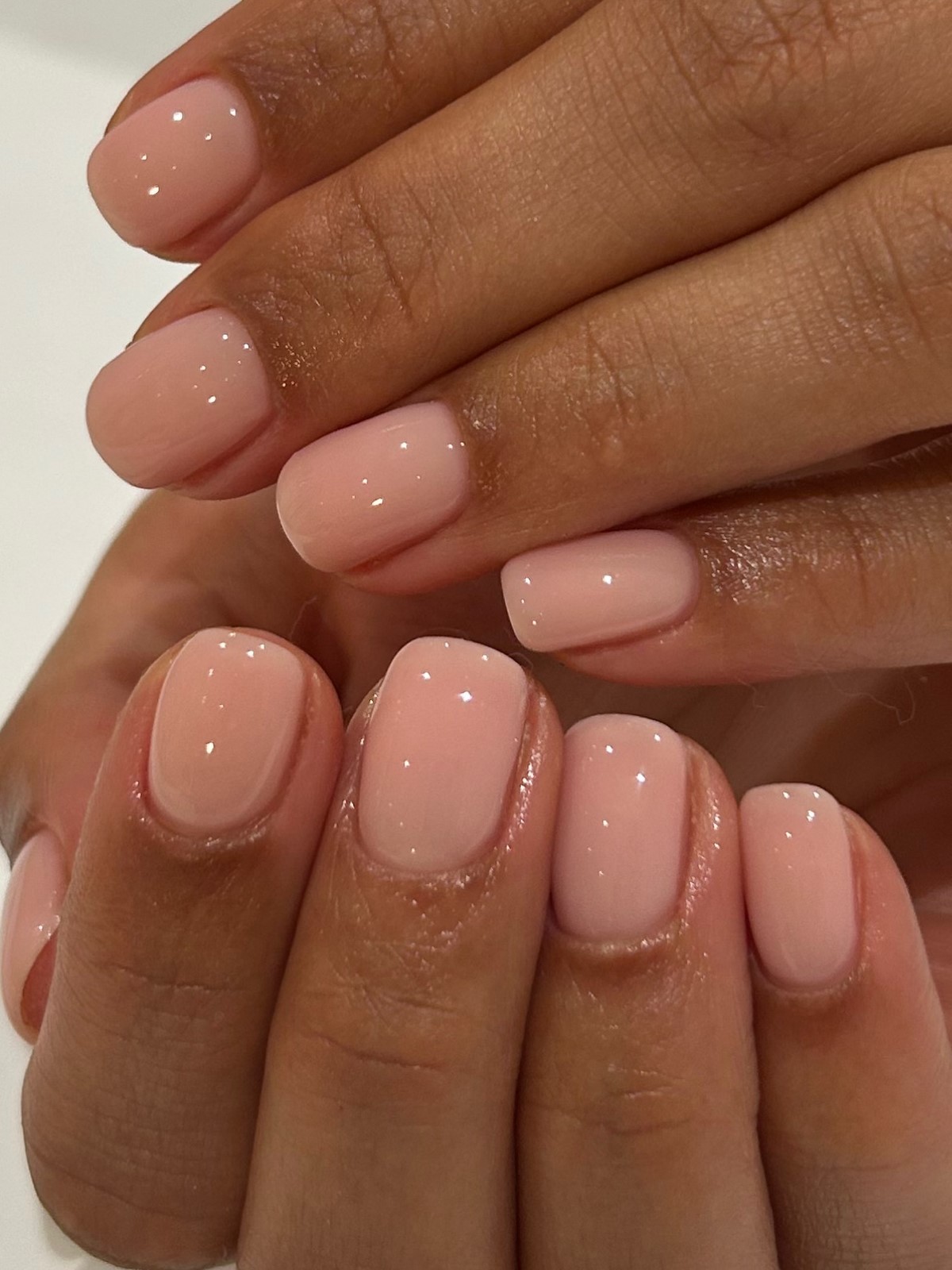 Маникюр 2026: этот оттенок резко вернулся — и теперь он снова в тренде