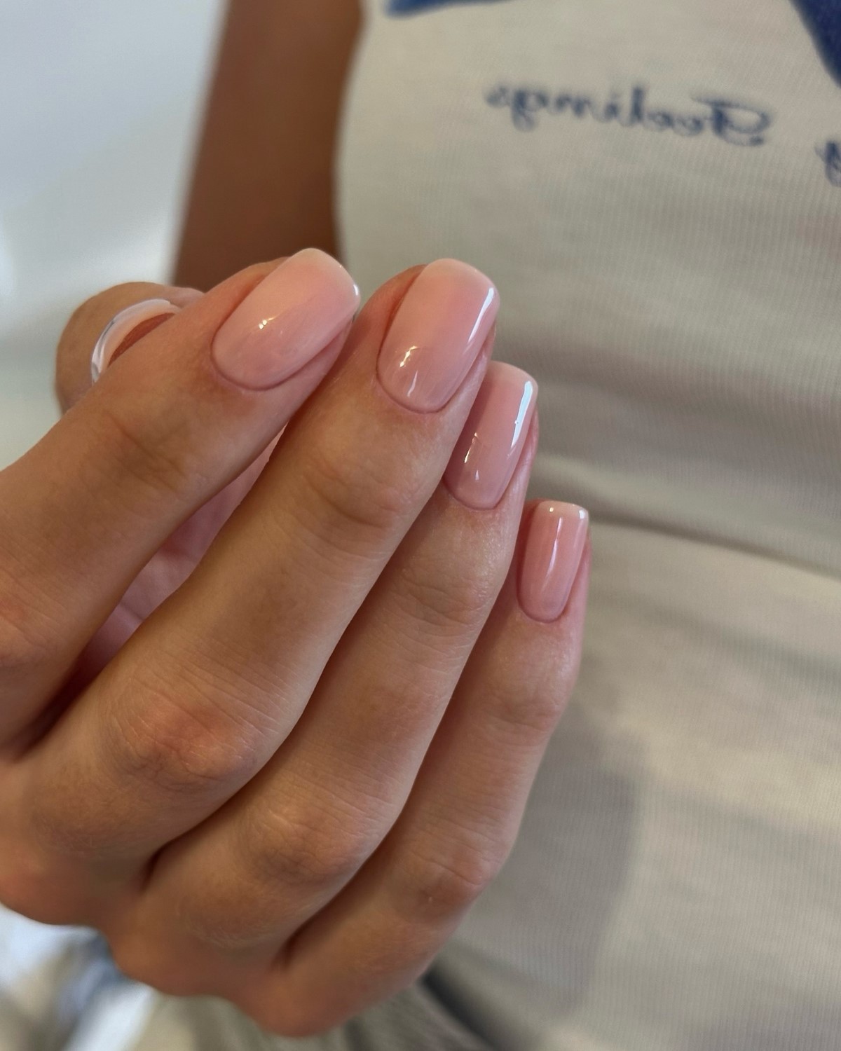 Маникюр 2026: этот оттенок резко вернулся — и теперь он снова в тренде