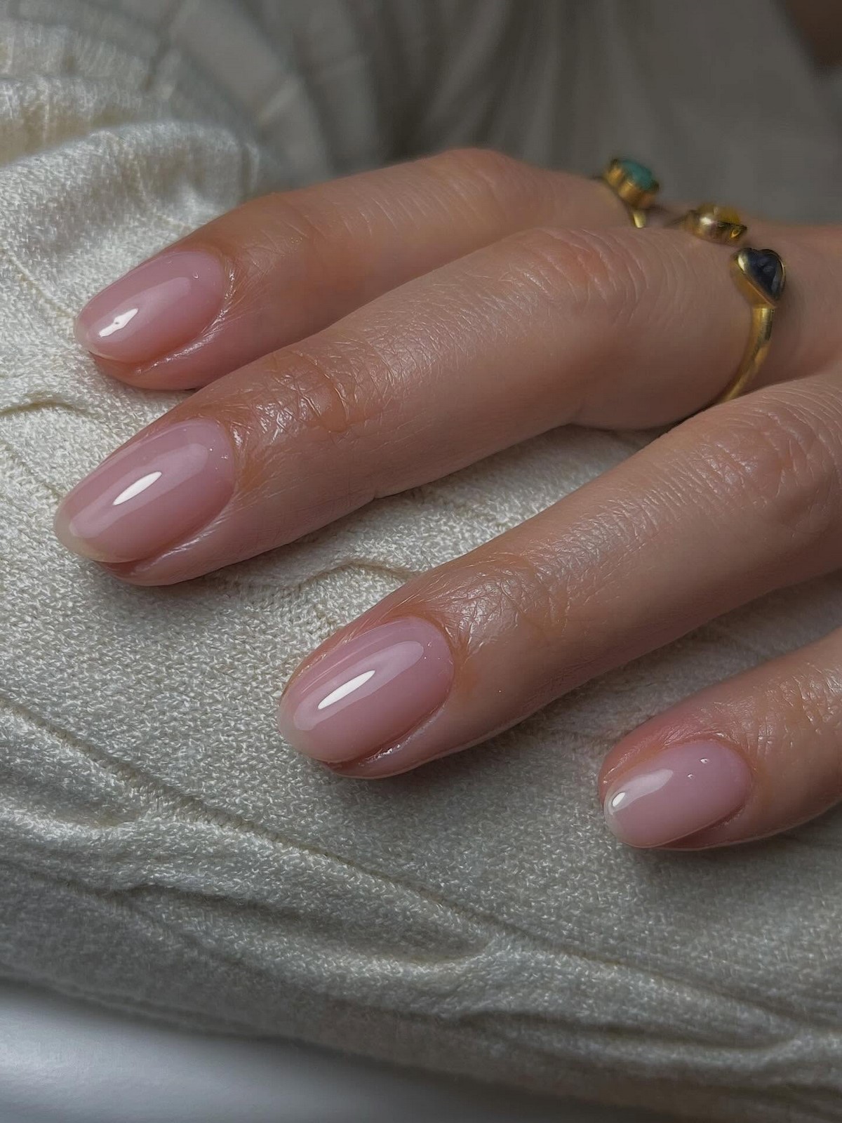 Маникюр 2026: этот тренд сначала не приняли — теперь его делают все