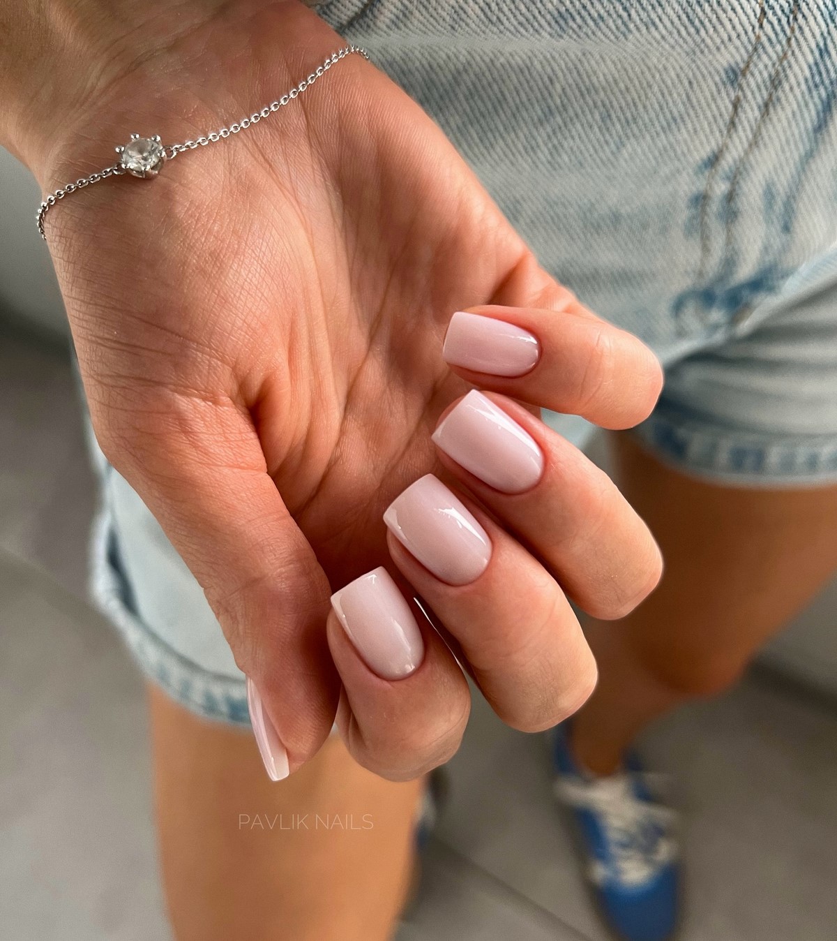 Маникюр 2026: этот тренд сначала не приняли — теперь его делают все