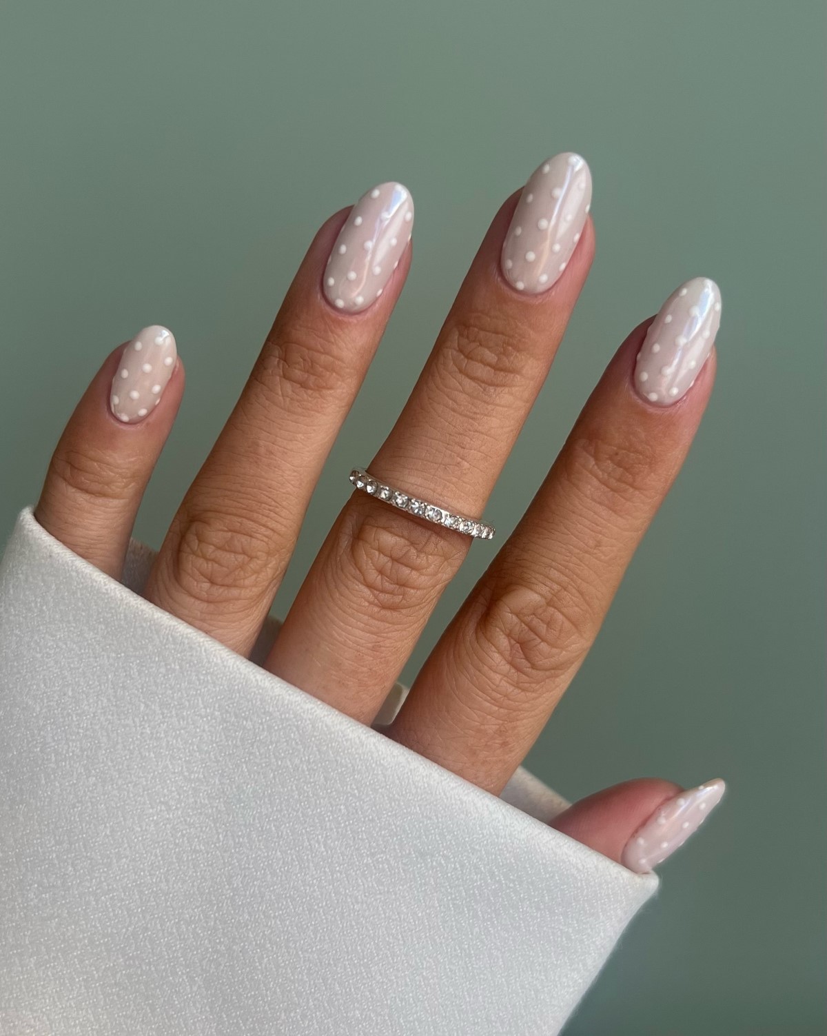 Маникюр 2026: почему сложный дизайн больше не актуален