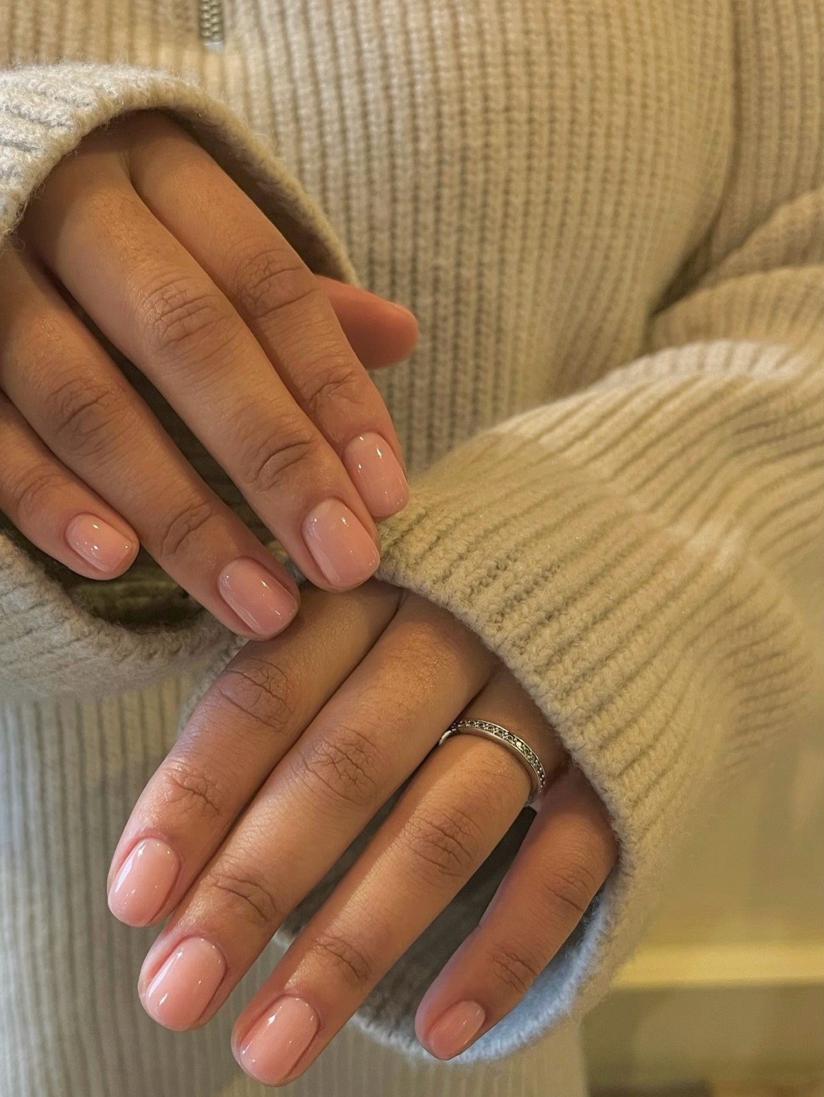 Маникюр 2026: почему сложный дизайн больше не актуален