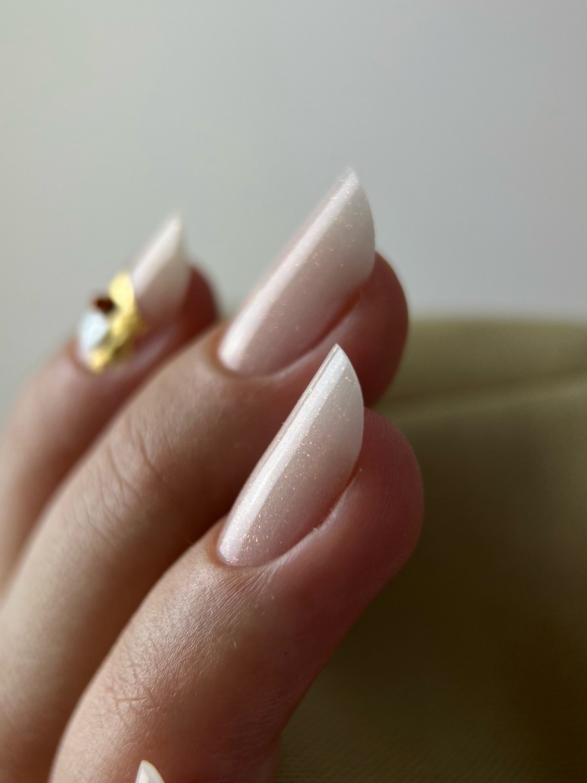 Маникюр 2026: почему сложный дизайн больше не актуален