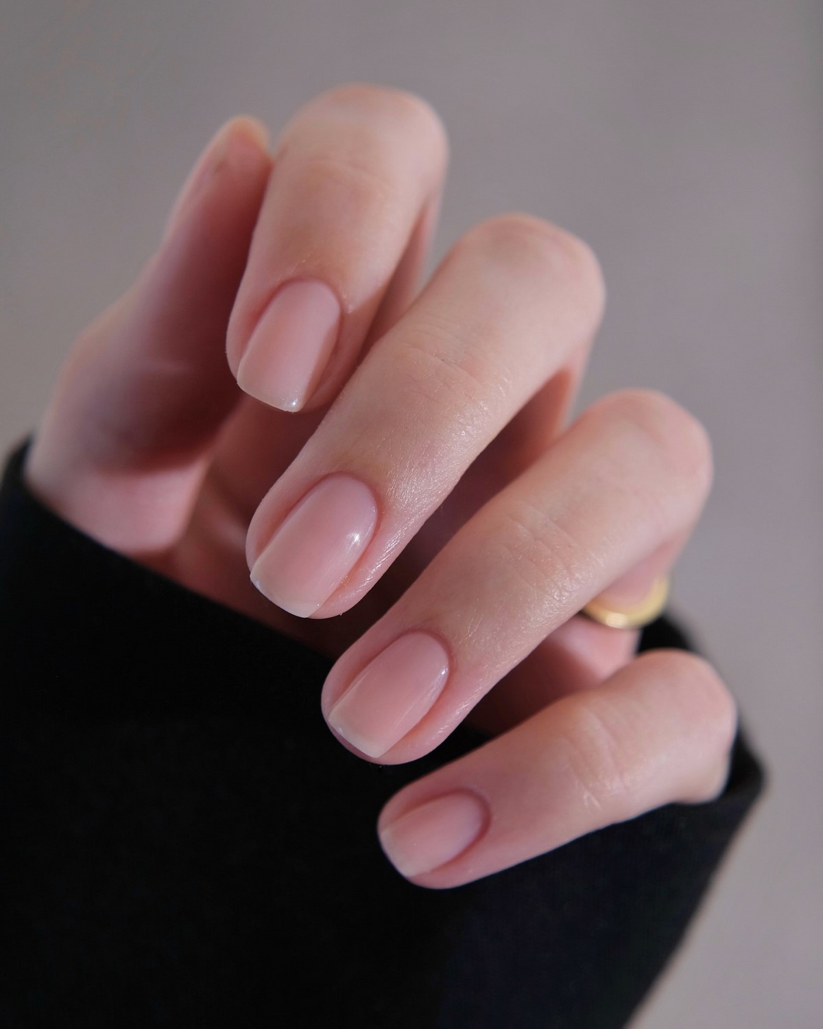 Маникюр 2026: почему сложный дизайн больше не актуален