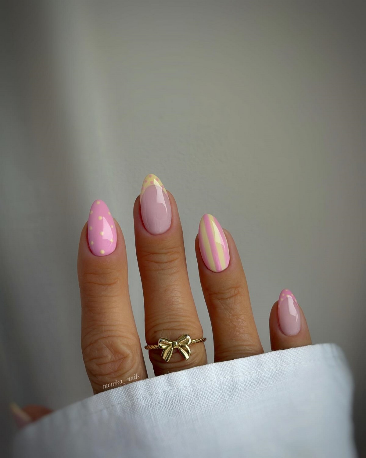 Френч апреля 2026: новый вид классического маникюра