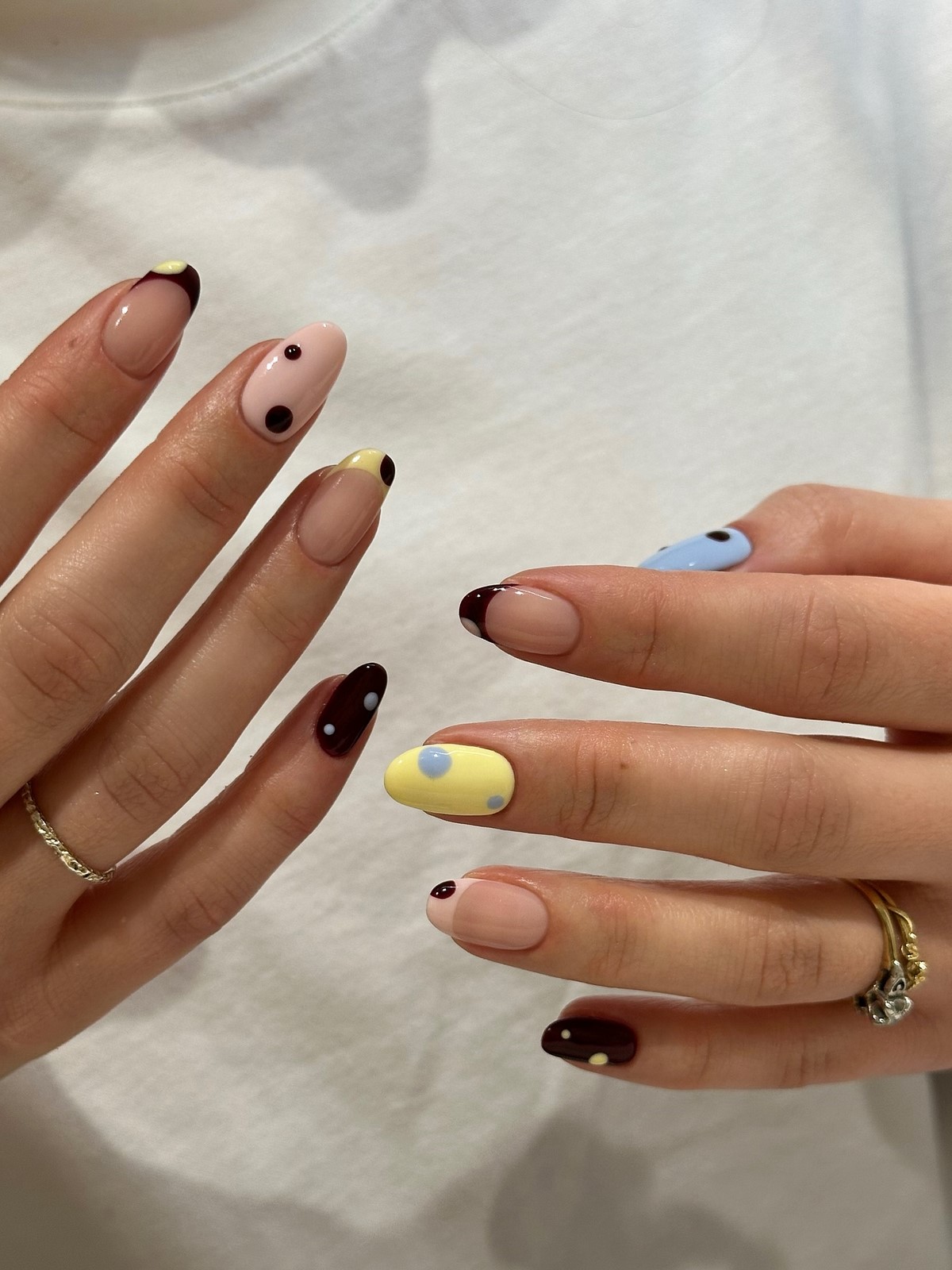 Френч апреля 2026: новый вид классического маникюра