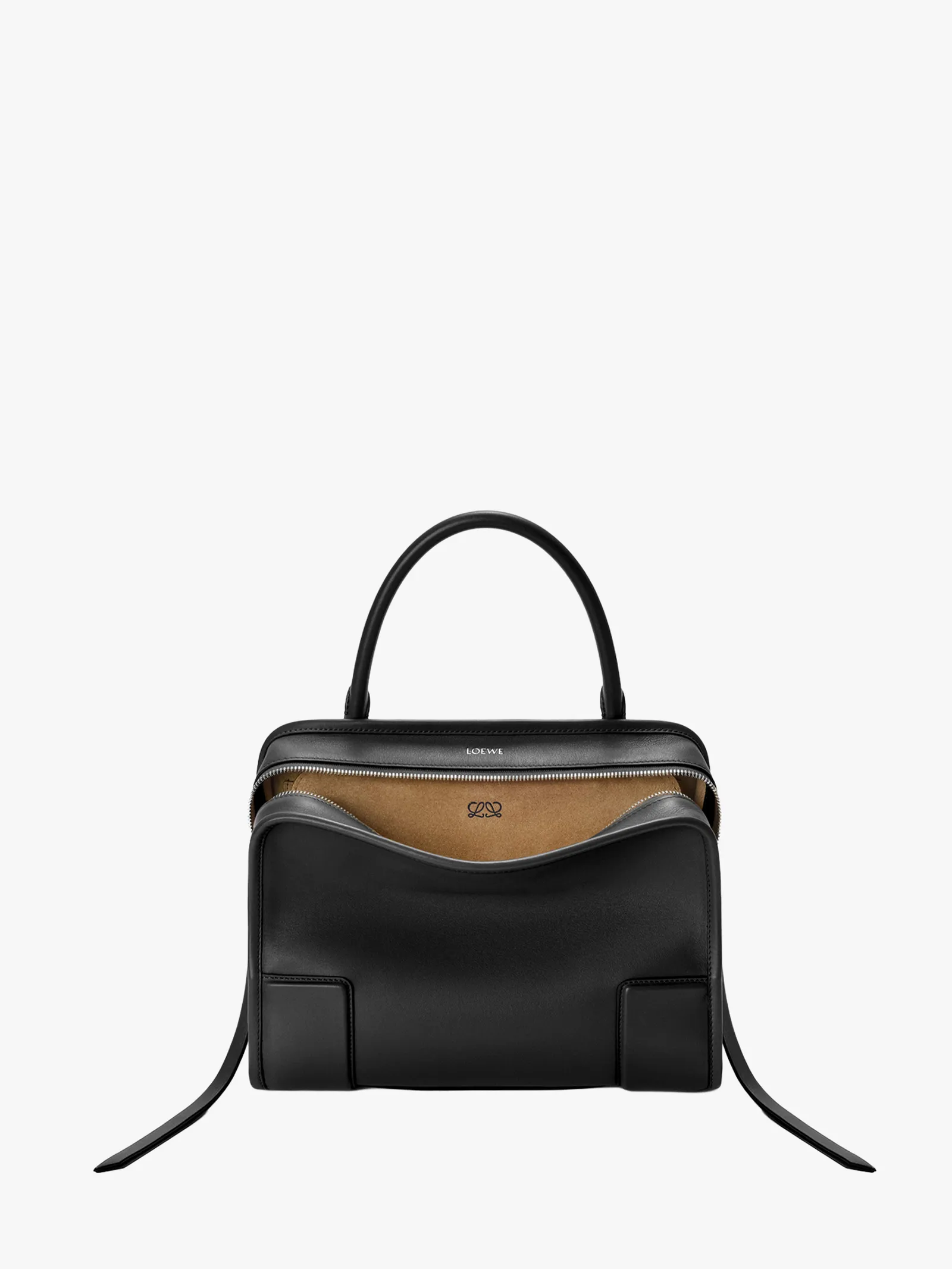 Черная сумка Loewe Amazona 180 с короткой верхней ручкой